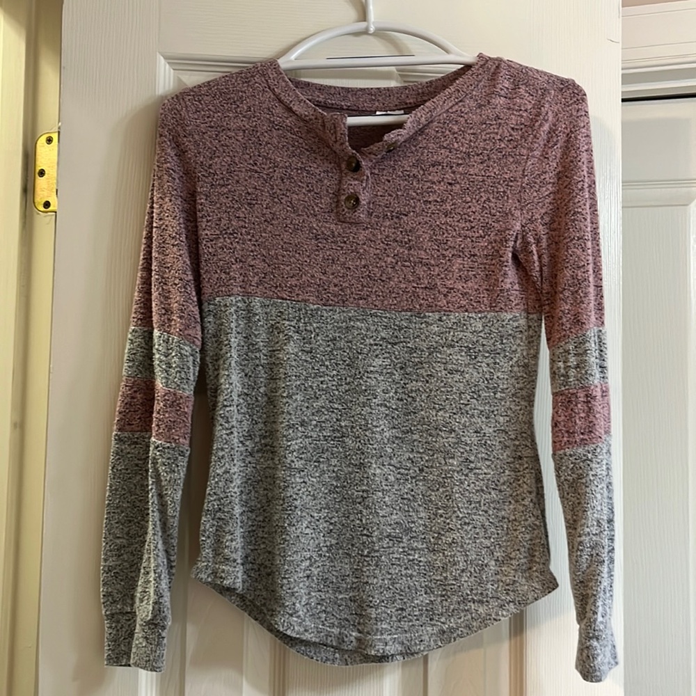 Long sleeve pink and gray shirt